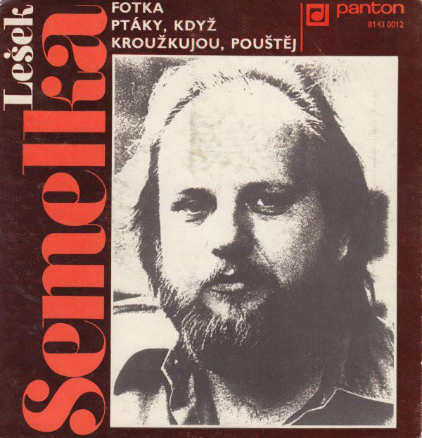 Fotka / Ptáky, když kroužkujou, pouštěj 