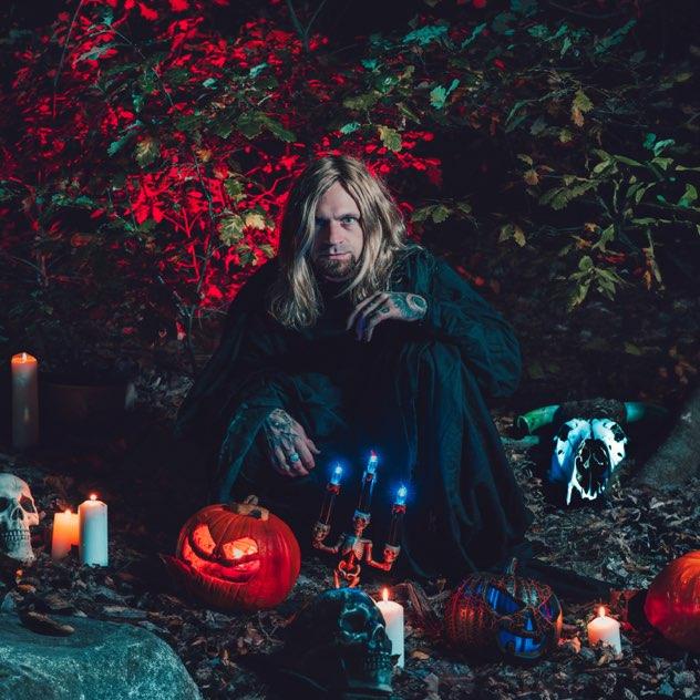 HALLOWEEN GRAVEDIGGER