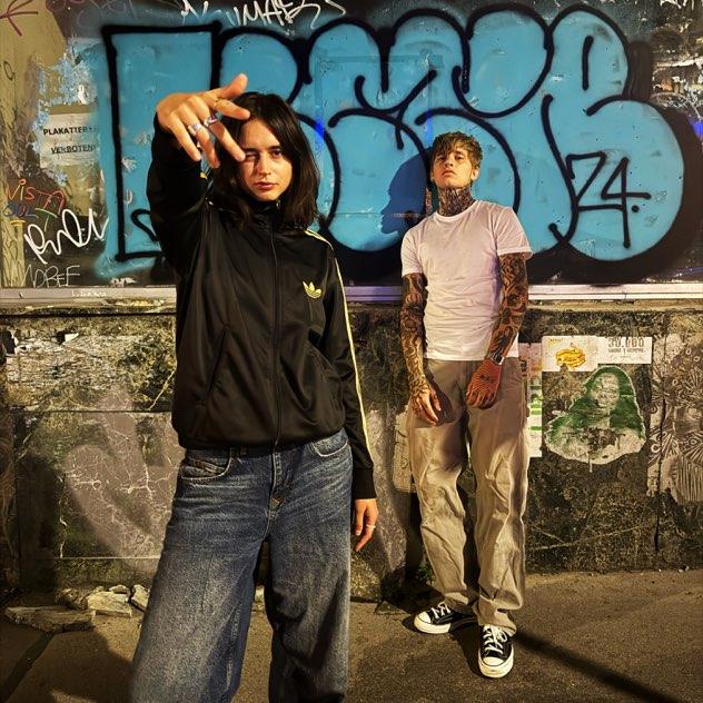 Nemohl říct feat. Juli koli