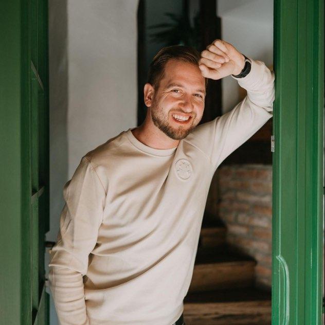 La&#769;ska platonicka&#769;