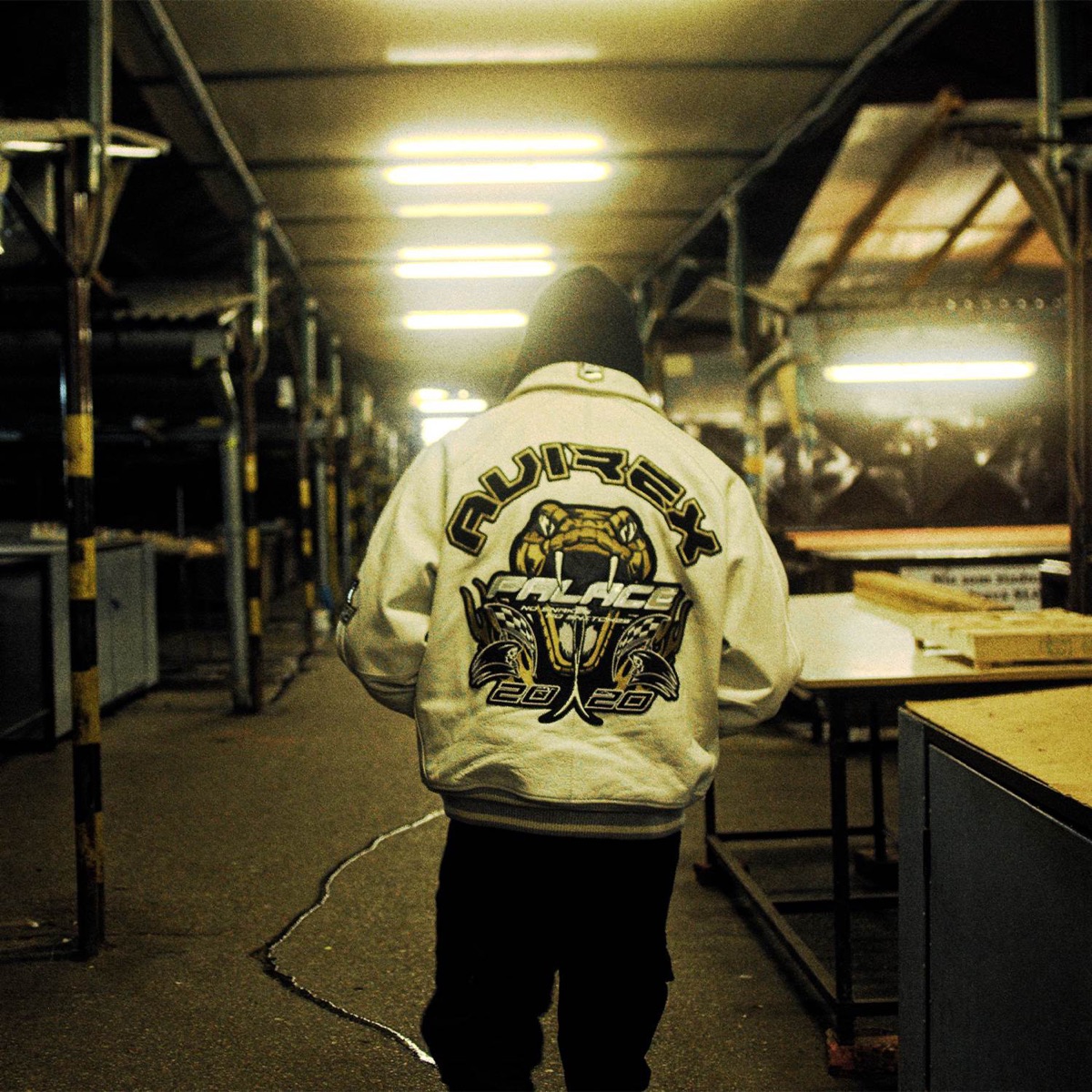 Asi to tak malo byť (feat. Stevie)