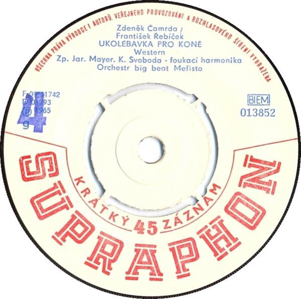 Ukolébavka pro koně / Slunce za oknem