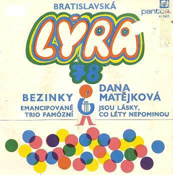 Emancipované trio famózní / Jsou lásky, co léty nepominou