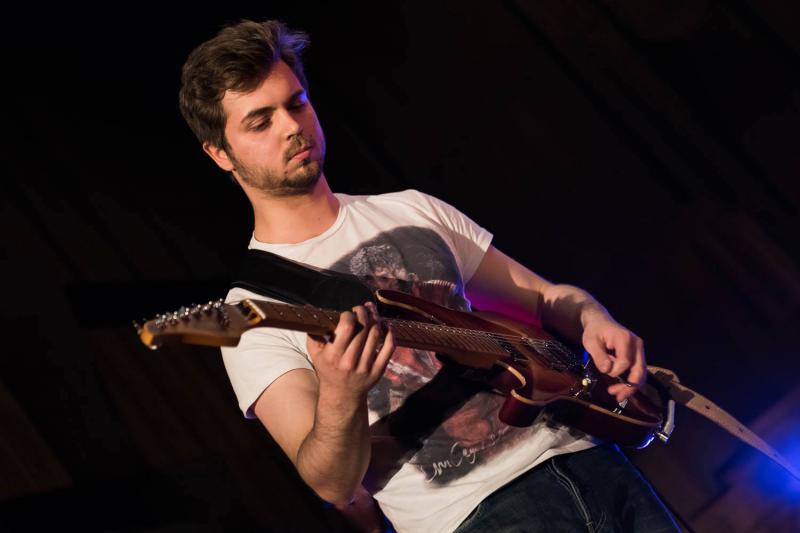 ŽIGO MUSIC SCHOOL NA KOLESÁCH