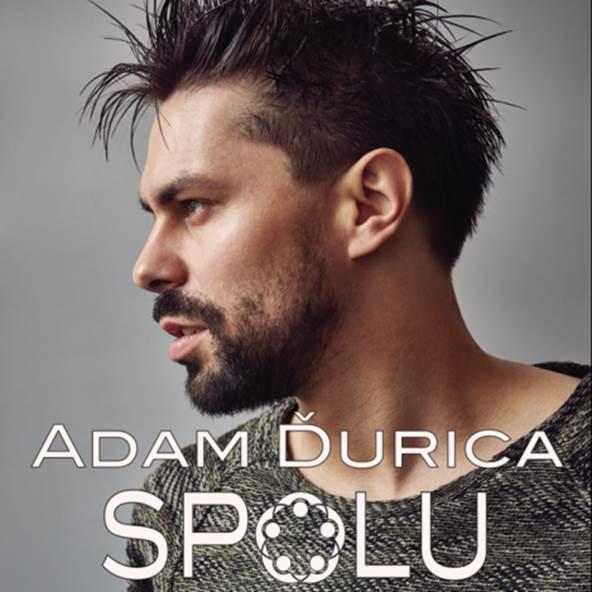 Momentálně nejúspěšnější slovenský zpěvák Adam Ďurica posílá do světa nový singl SPOLU. Videoklip se natáčel v Praze.