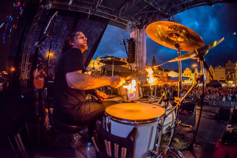 20 let od prvního vystoupení talentovaného českého muzikanta Michala Šindeláře