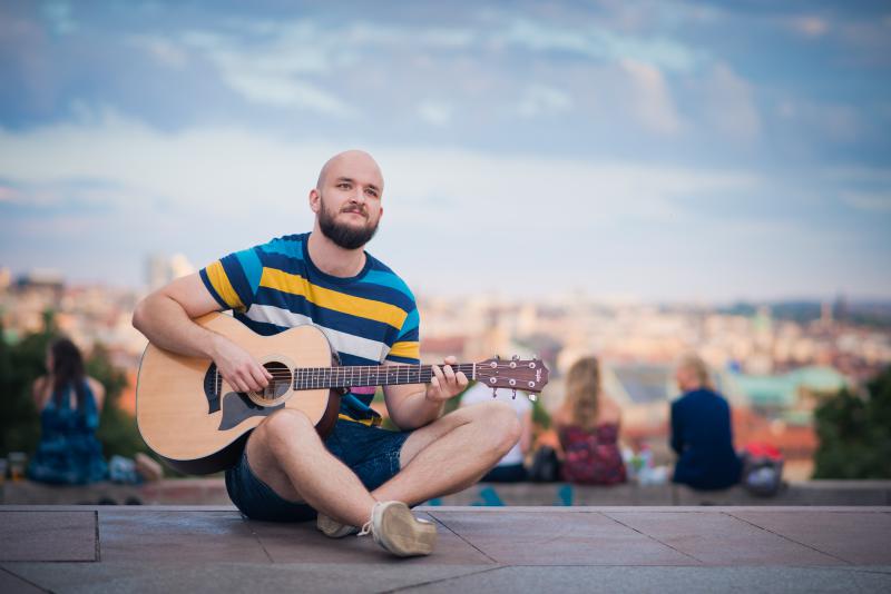  Písničkář Pokáč vyprodává koncerty a dokončuje desku!