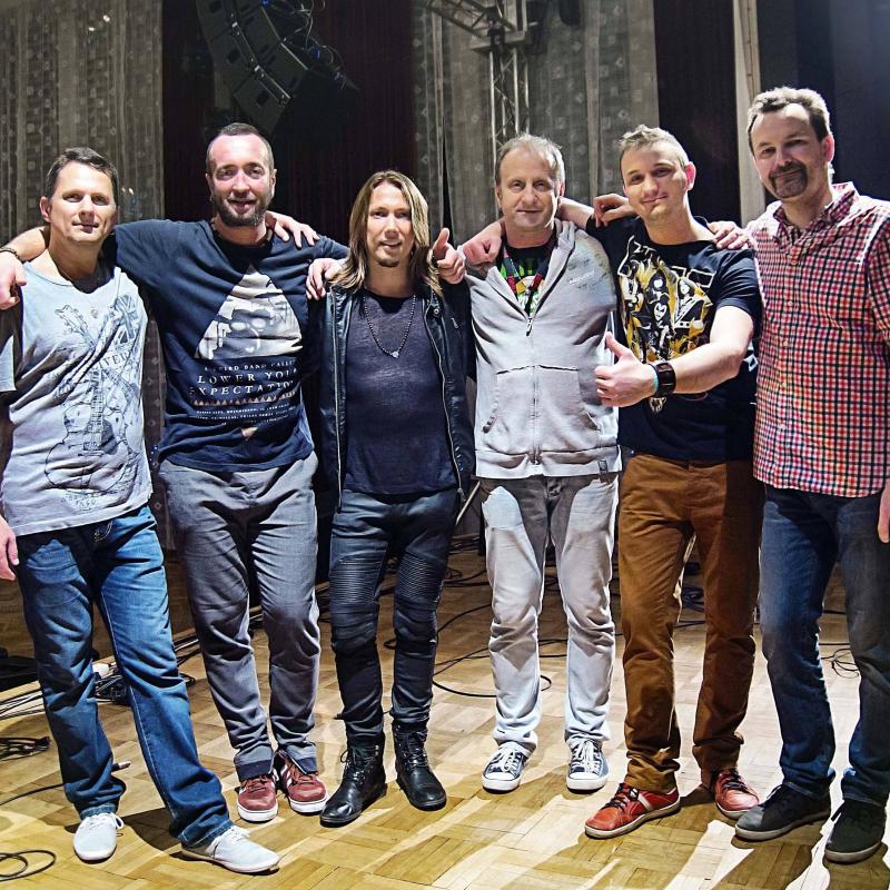 Kapela AYA pripravila Žiline špeciálne Rockové Vianoce a pokrstila nový singel