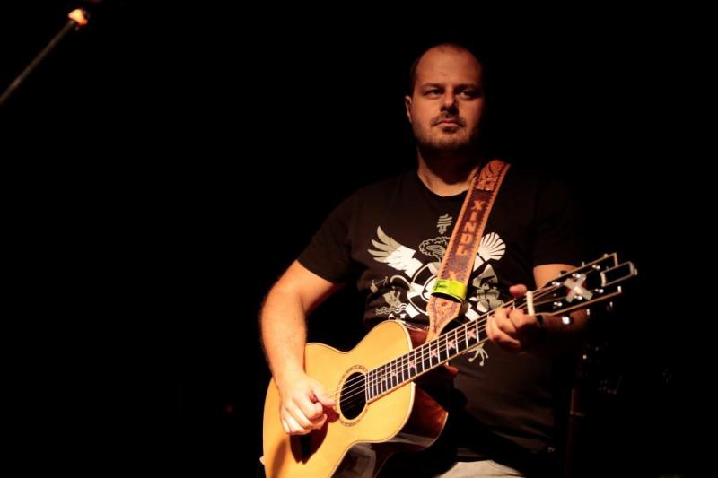 Turné Xindla X odstartovalo vyprodanými koncerty, pokračuje dalšími deseti u nás a na Slovensku.