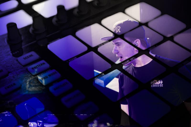 Světové finále Red Bull 3Style je tady. DJ Roxtar ho jede vyhrát