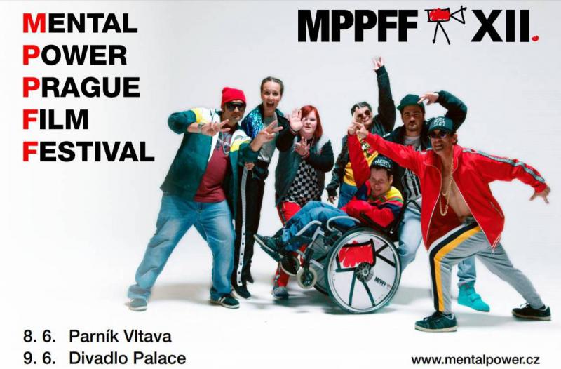 'Zažij a pochopíš!' zvou na filmový festival Mental Power Tereza Voříšková, Vojta Kotek & tým herců v novém spotu