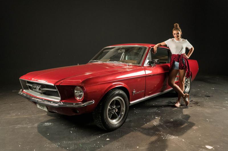 Nelly vydala klip k novému singlu Nad hladinou