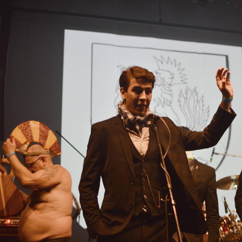 Pokřtil švédský princ nové album Punkovýho krále?