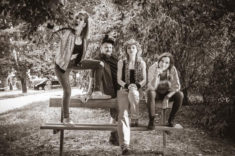 Kapela Gaia Mesiah musela přesunout vydání alba i turné na začátek příštího roku