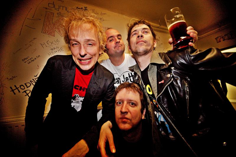 Na festivale Dance with Air rozvíria vzduch lietadlá aj punková skupina Zóna A