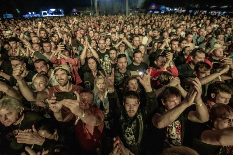 Na Zelenej vode odštartoval festival TOPFEST, legendárny Slash odpálil vyše dvojhodinovú šou
