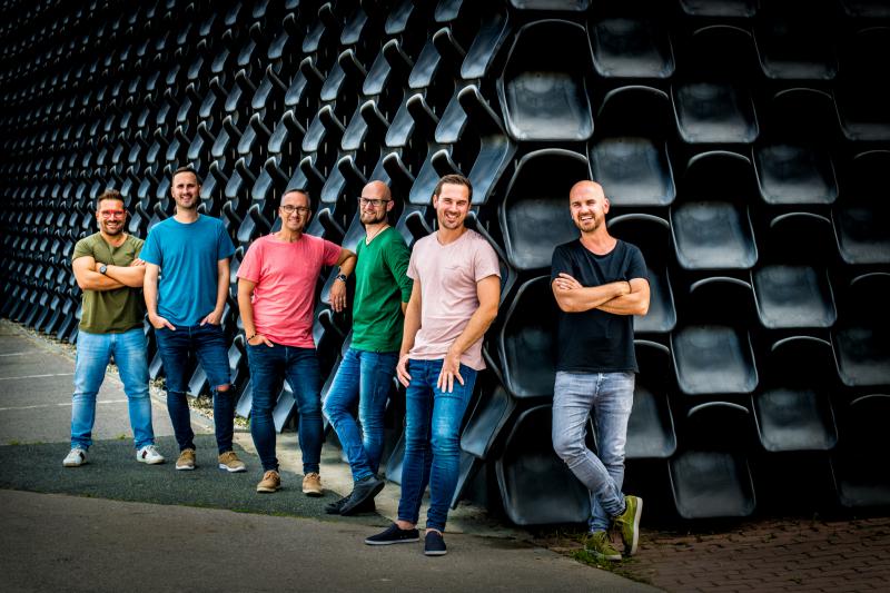 NO NAME odštartovali novou piesňou ''I prokletí může být štěstí'' spoluprácu s veľkými menami českého filmu