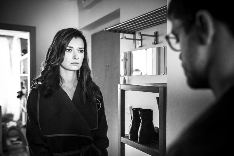 Milostné drama Hra s Jiřím Mádlem, Marikou Šoposkou a Elizavetou Maximovou představuje teaser