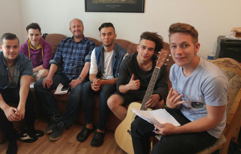 UNITED5 chystajú debutové turné po Slovensku a Česku, na ktorom oslávia prvé narodeniny