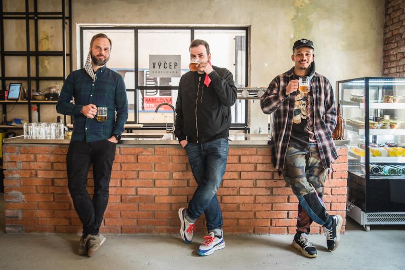 Podpořte veganskou hospodu Bena Cristovao a jeho kamarádů na Hithitu