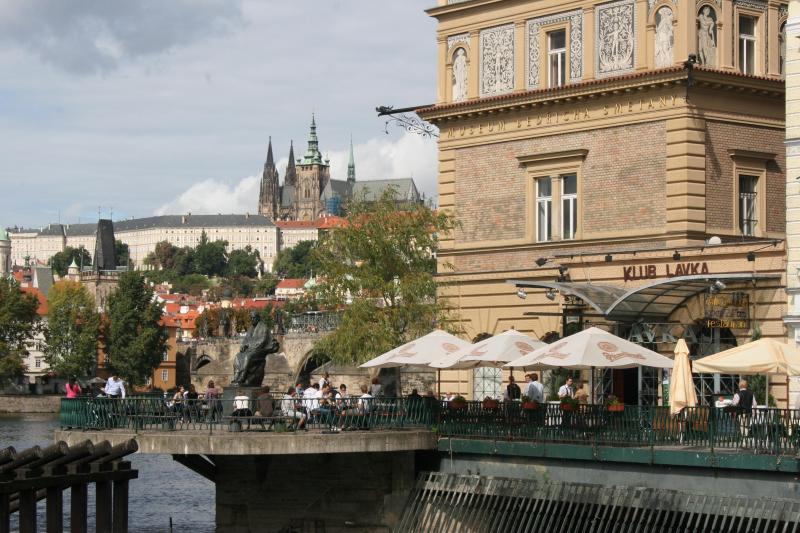 Lávka, po které šla historie, slaví 30 let