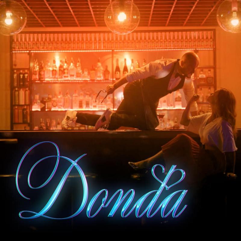 Orchester Jeana Valjeana  predstavuje novinku Donďa. Je o láske obľúbených hercov Dominiky Kavaschovej a Daniela Fischera.