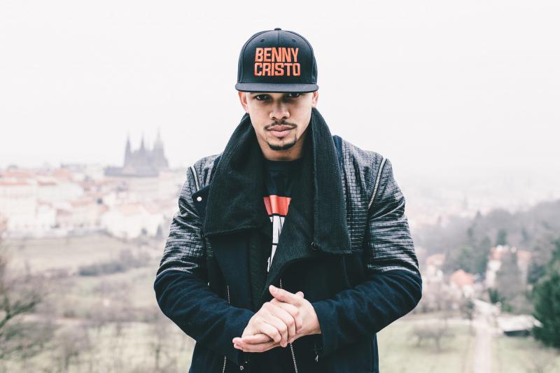 Ben Cristovao představuje videoklip k písni Spi z filmu, jehož kontroverzní téma otřáslo českou veřejností