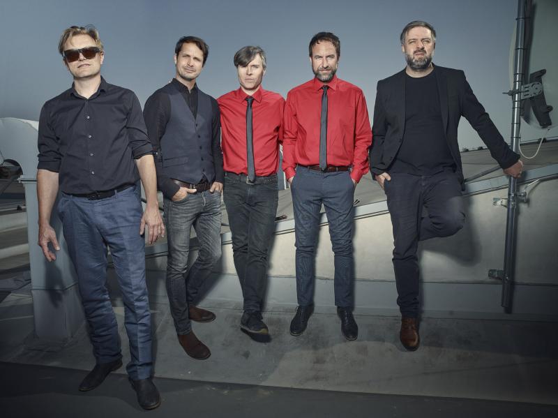 V Azylu78 se bude cestovat časem. TATA BOJS a DEKKADANCERS uvedou v polovině června novinku Velký třesk