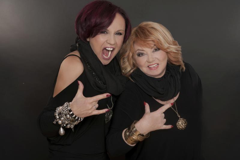 Silná dvojka Věra Špinarová a Petra Janů