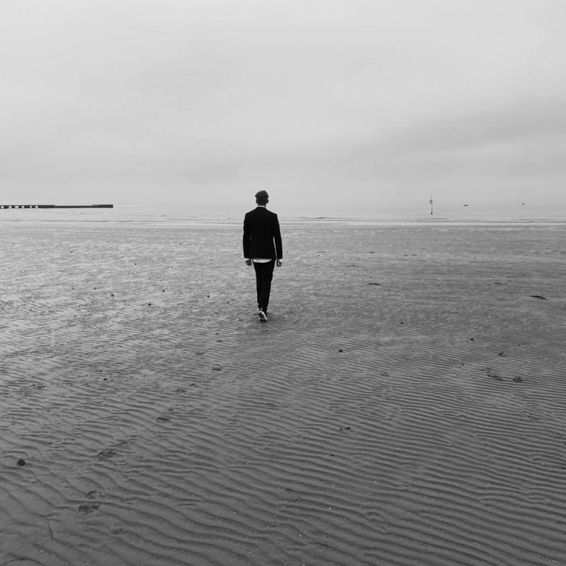 STEIN27 překvapil rockovým singlem