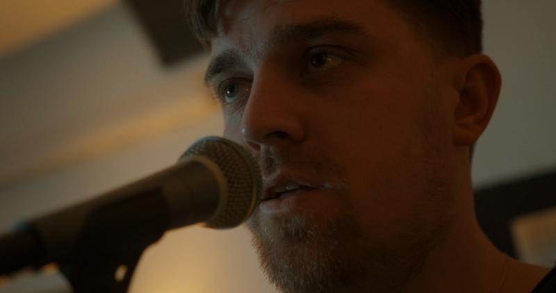 Kapela Svieca vo vetre prichádza s nadupaným singlom Som iný