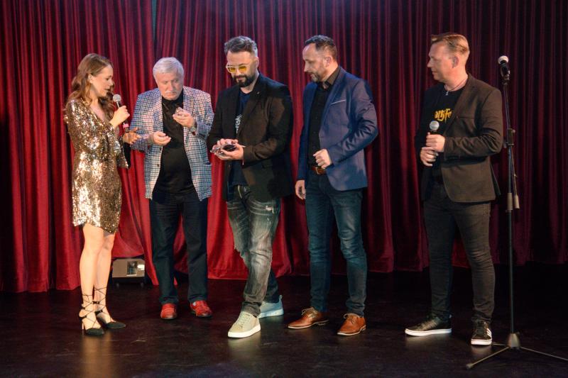 Kamil Peteraj, Ondrej Kandráč a Marián Čekovský pokrstili album  Láskověty Lucky Vondráčkovej