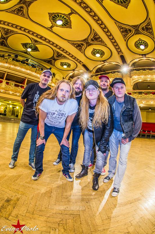 Harlej zveřejnil klipovou vzpomínku na kamaráda k jeho nedožitým padesátinám