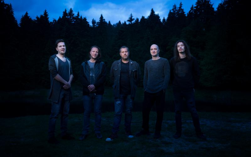 Čisté Tvary vydávajú po siedmich rokoch unikátny album, pracoval na ňom svetoznámy zvukový inžinier Scott Hull!