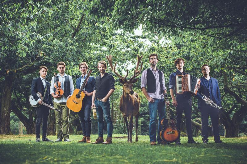 Vstupenky na Backstage Tour skupiny JELEN rychle mizí. Praha hlásí VYPRODÁNO