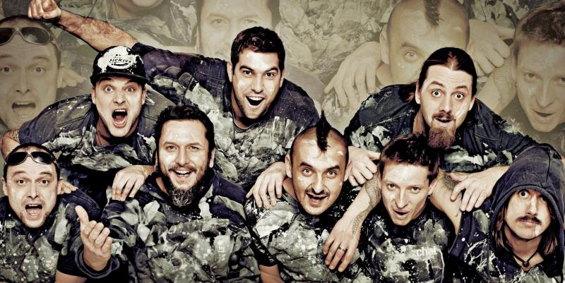 Divokej Bill oslaví čtvrtstoletí své existence. ''Bude to velký a divoký,'' vzkazuje kapela svým příznivcům