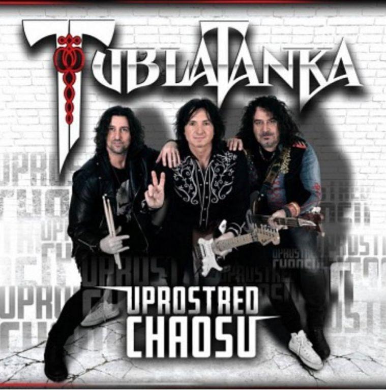 Tublatanka vydáva dlhoočakávaný album Uprostred chaosu a predstavuje novú skladbu Dobrí priatelia, ktorou chce spájať ľudí.