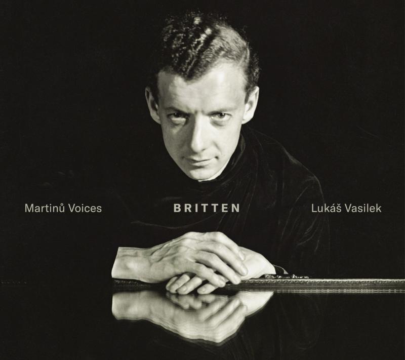 Vokální soubor Martinů Voices vydává na novém albu zásadní sborová díla Benjamina Brittena
