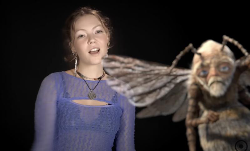 Valerie Vachlerová vydává další singl k filmu Tajemství a smysl života