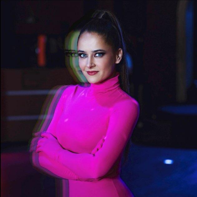 Natália Hatalová predstavuje svoj prvý letný song Táto noc. Je o slobode a krátkej láske