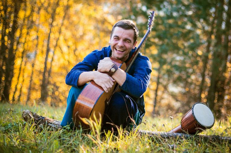 Slovenský zpěvák ze soutěže „Česko Slovensko má talent“ připravuje zimní turné!