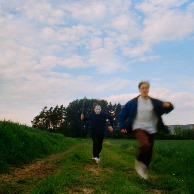 Producent Under My Pillow vydává po spolupráci se Sofianem svůj nový sólo singl