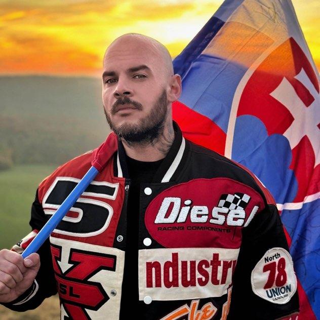 Piesňou RODNÁ ZEM Majself pripomína dôležitosť medziľudských vzťahov