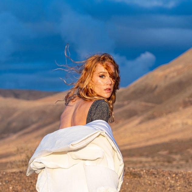 Emma Drobná přichází se singlem Vo vlnách a připravuje třetí autorské album