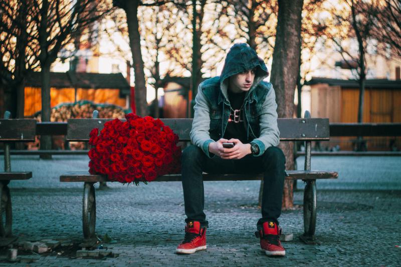 Reginald připravil pro své fanoušky dárek k Valentýnu v podobě singlu Růže